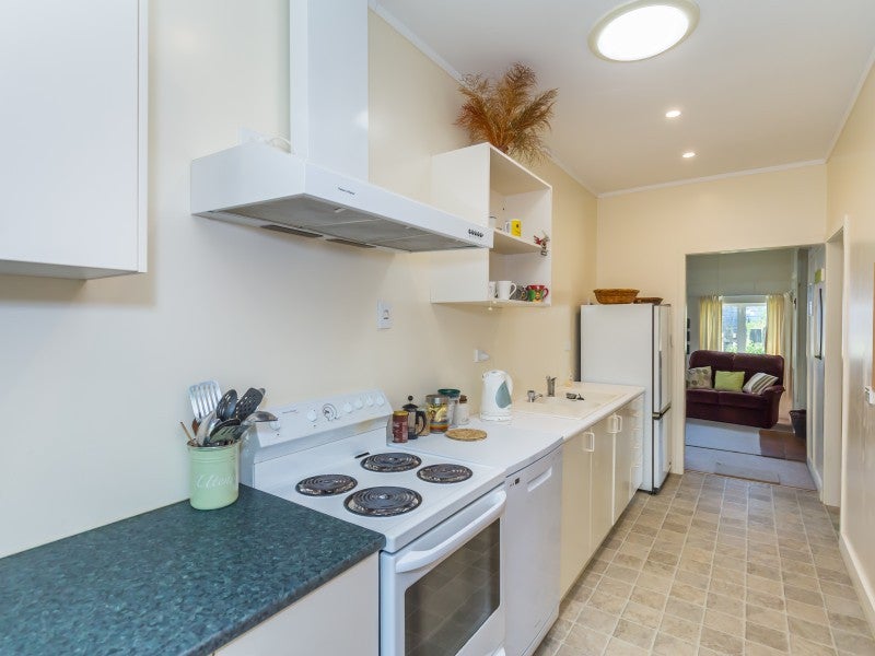 128 Rua Avenue, Waitarere Beach, Levin - Carousel 2