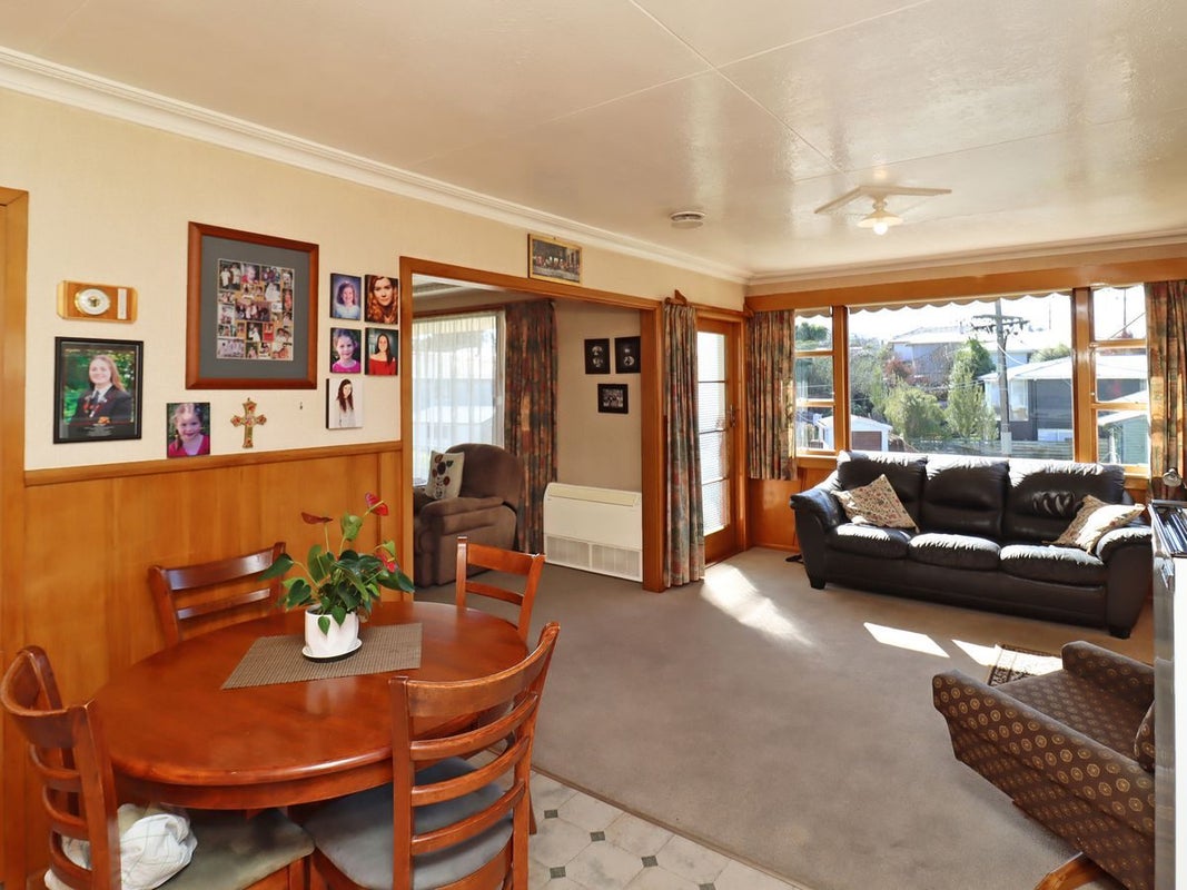 4 Cambridge Place, Holmes Hill, Oamaru - Carousel 2