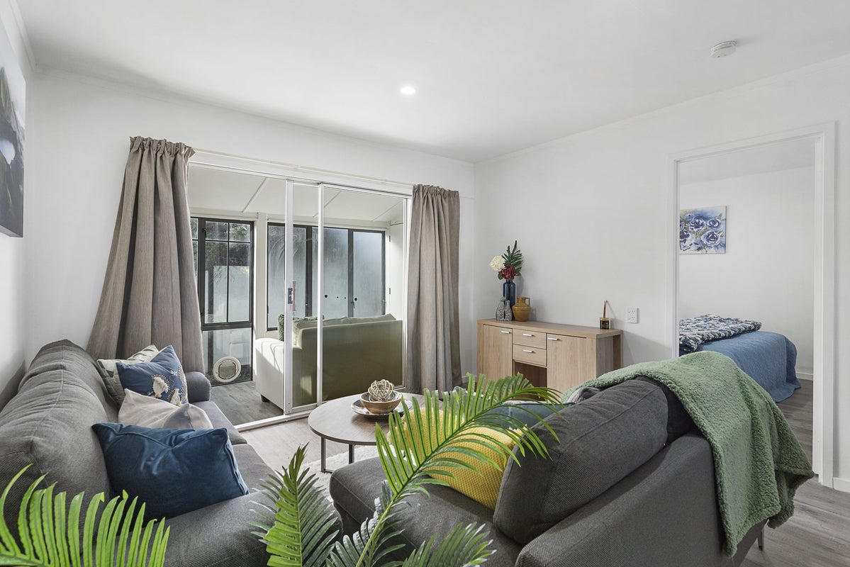 3 Hiseman Lane, Henderson, Auckland - Carousel 2