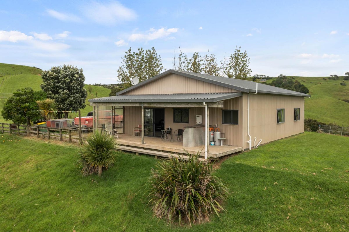 151 Kereru Lane, Kaiwaka - Carousel 2