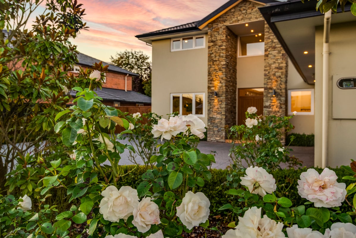 9 Springbrook Lane, Northwood, Christchurch - Carousel 1