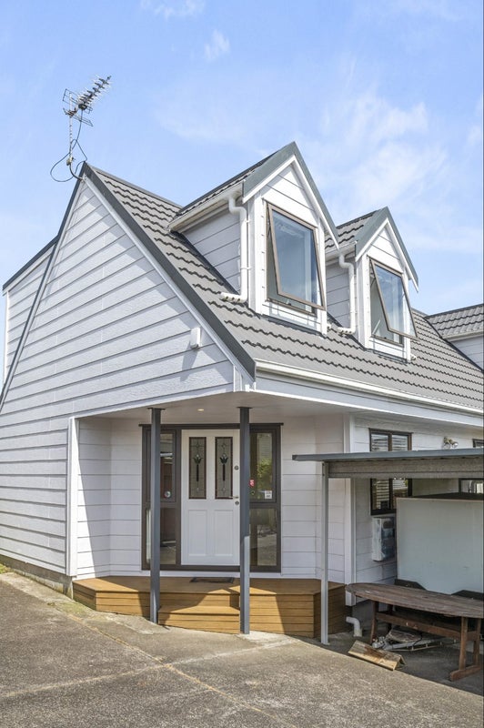 89A Fowlds Avenue, Sandringham, Auckland - Carousel 2