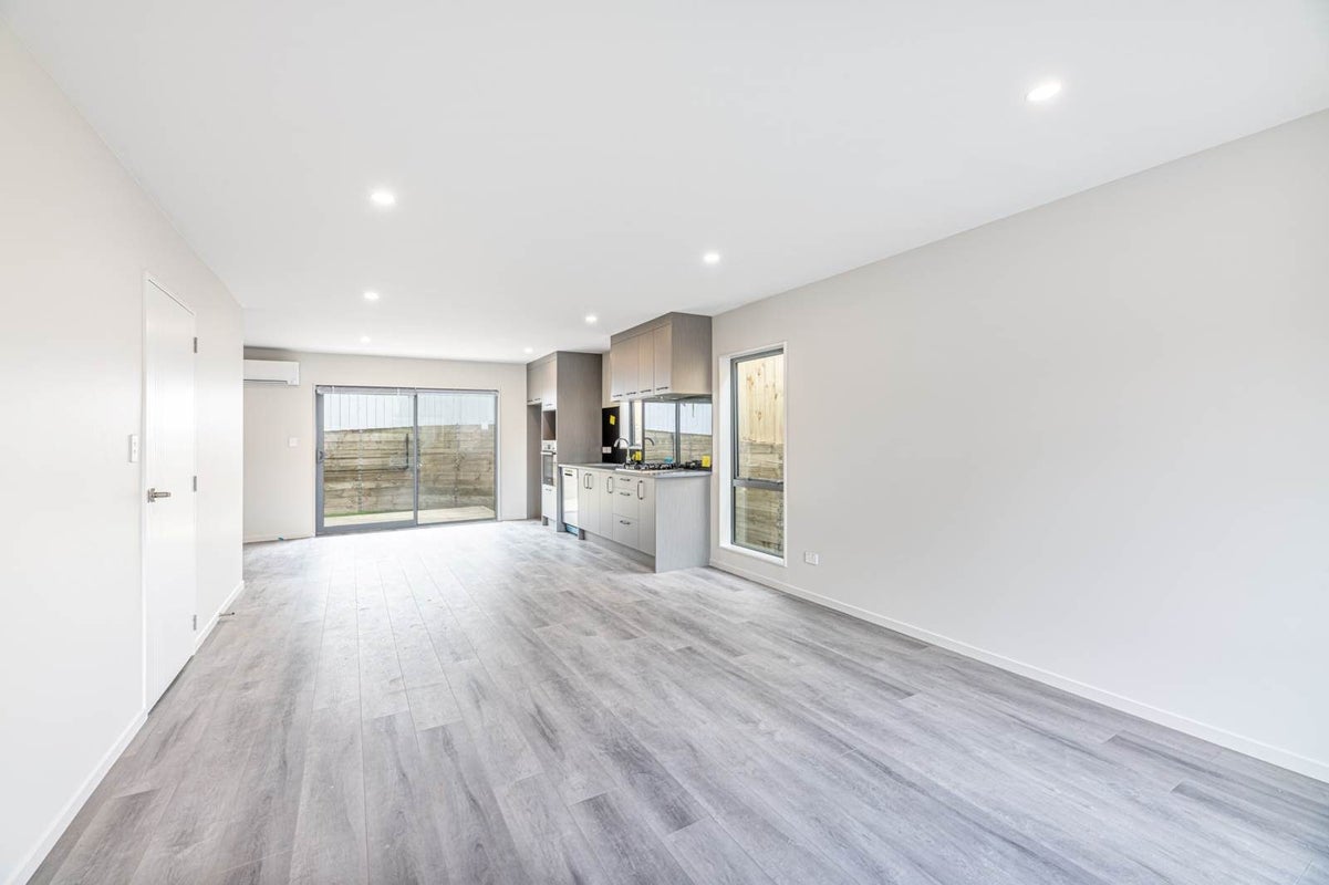 8A Plumpton Avenue, Wesley, Auckland - Carousel 1