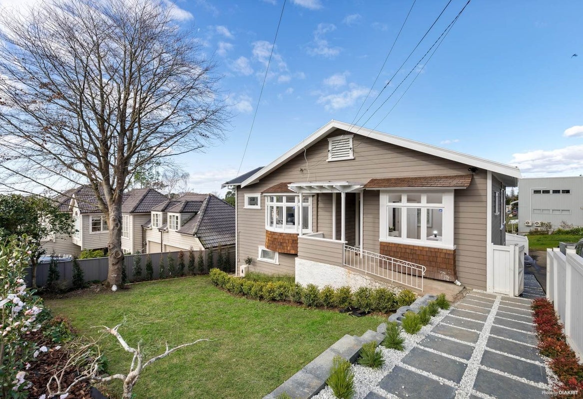 2 Renown Avenue , Greenlane, Auckland - Carousel 2
