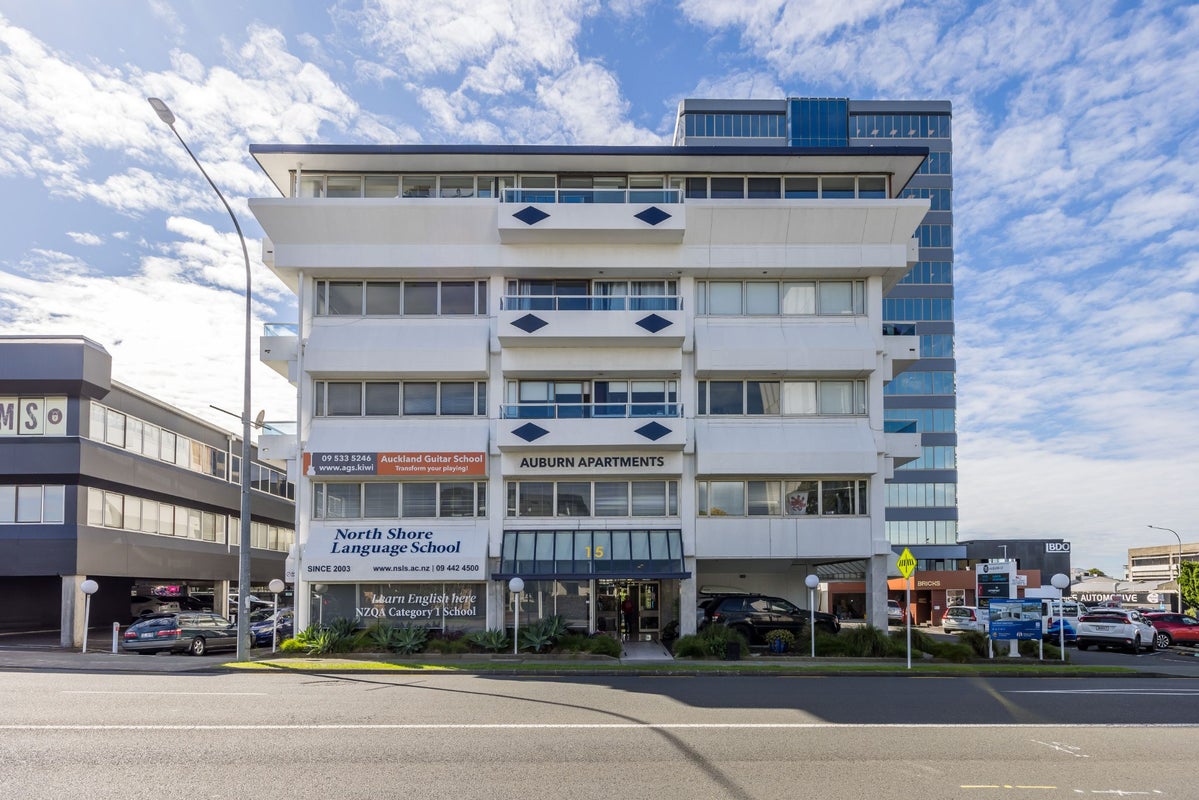 2D/15 Auburn Street, Takapuna, Auckland - Carousel 1