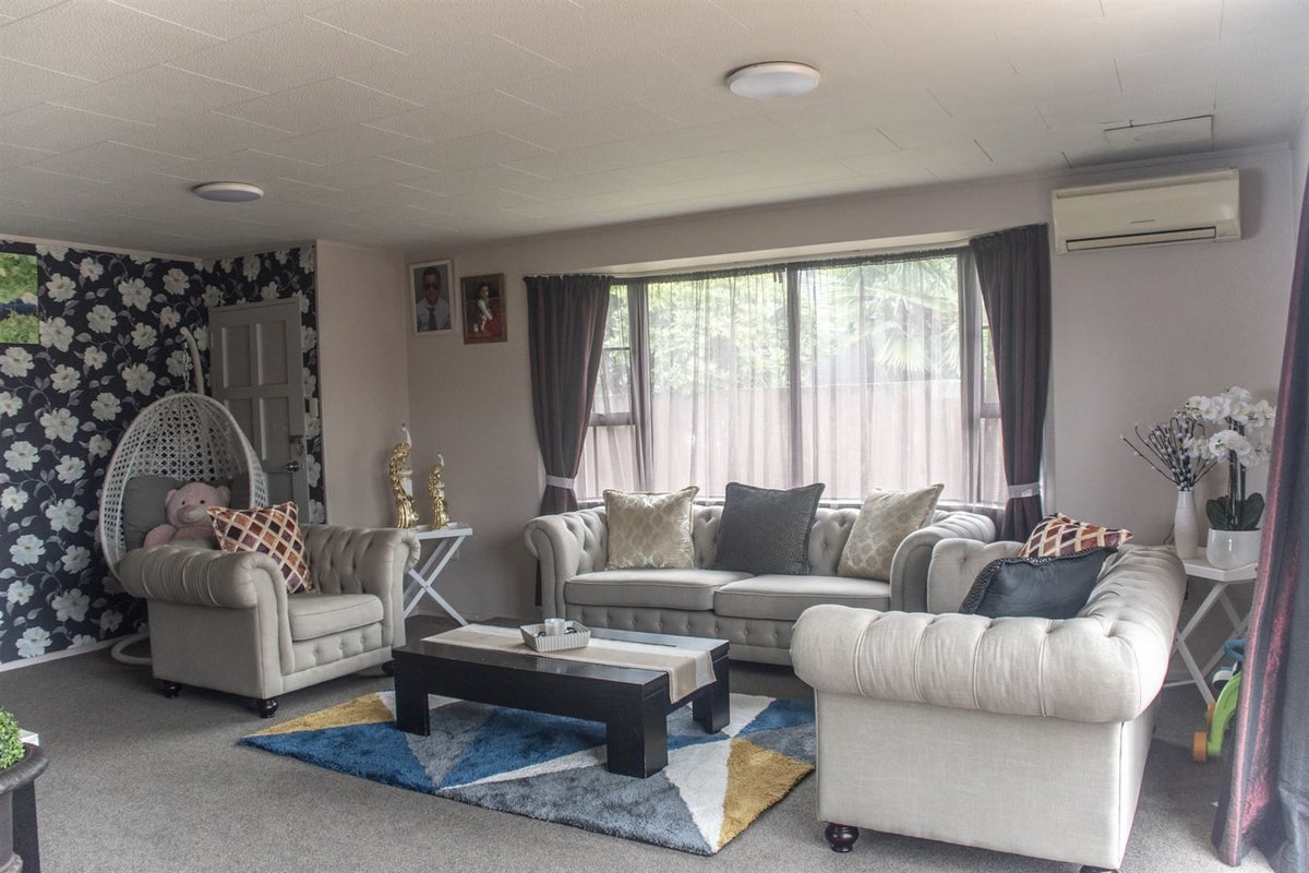38 Southey Street, Leamington, Cambridge - Carousel 1