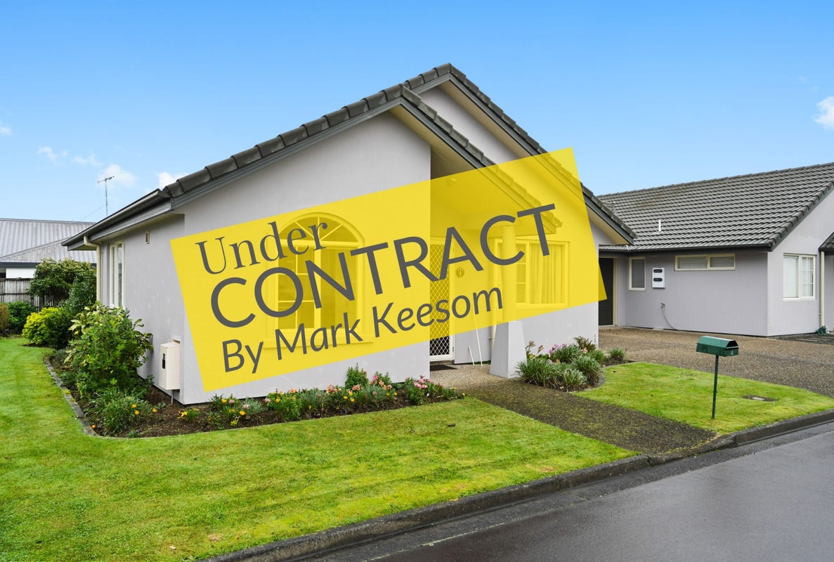 4/16 Rototuna Road, Flagstaff, Hamilton - Carousel 1