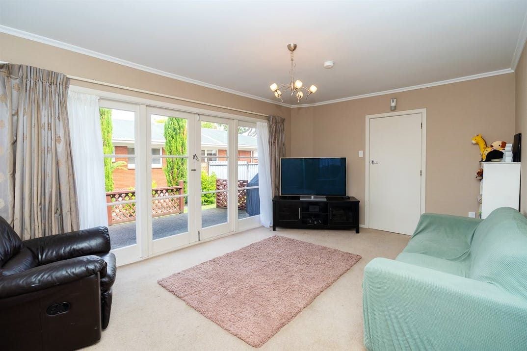 6 English Street, St Andrews, Hamilton - Carousel 2