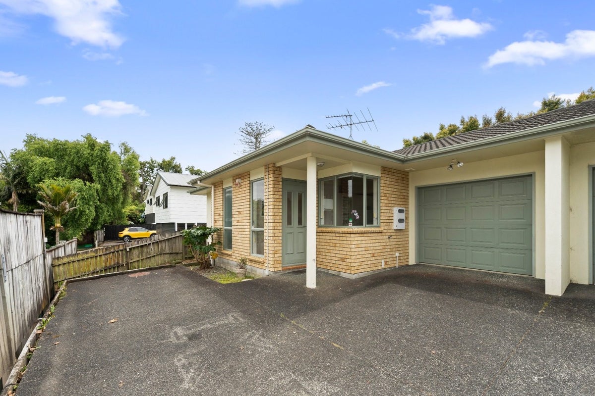 147A Wellington Street, Howick, Auckland - Carousel 2