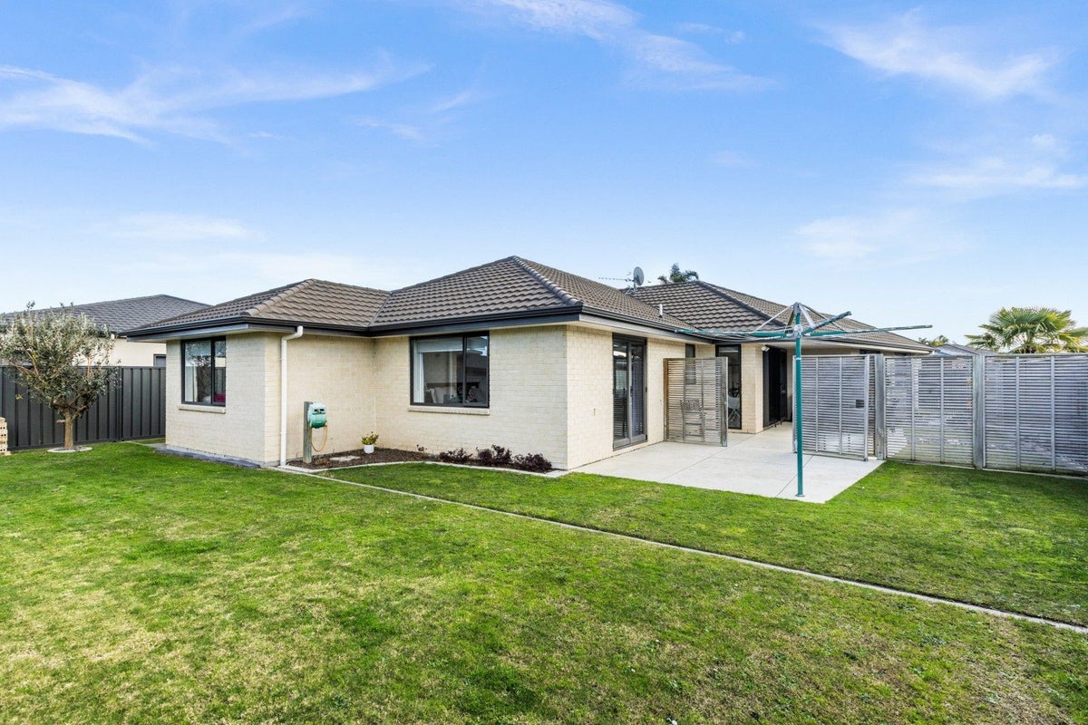 12 Portland Place, Poraiti, Napier - Carousel 18