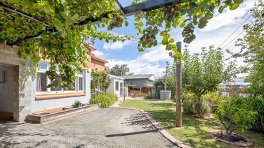 33 Bomford Street, Mayfield, Blenheim - Carousel 1
