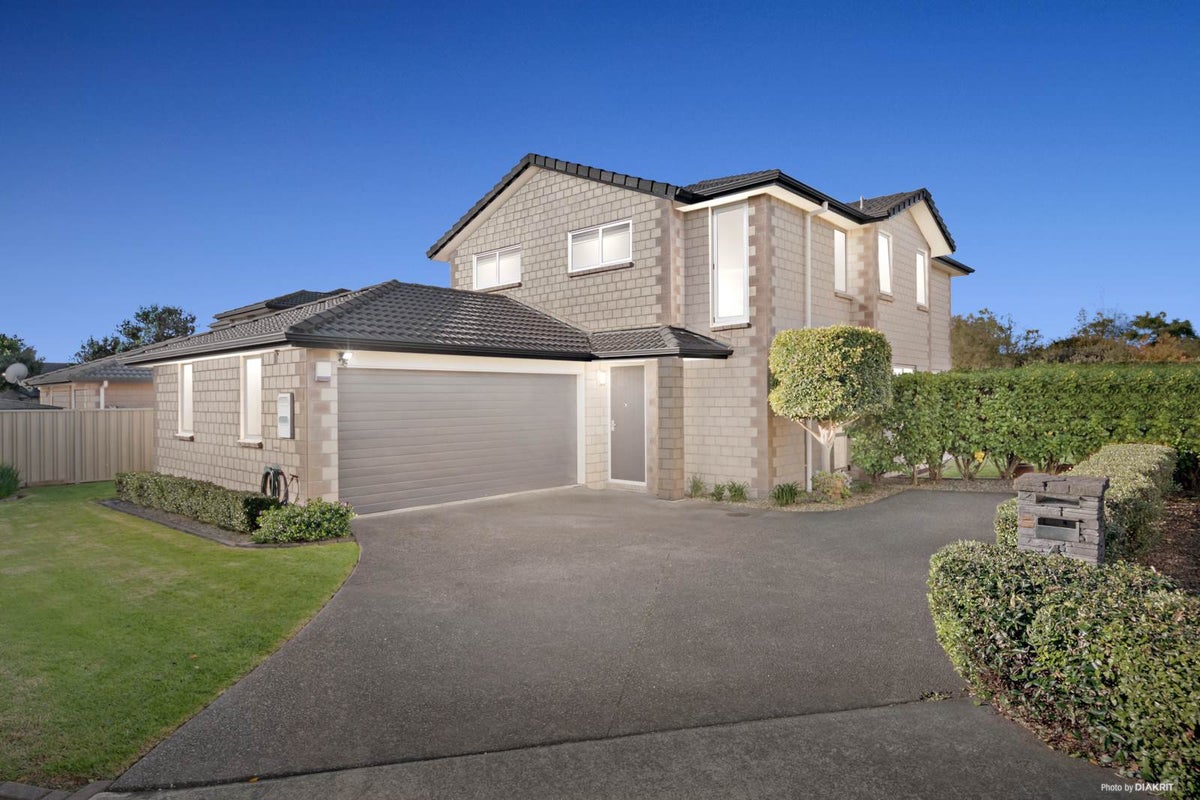 4 Erceg Way, Rosehill, Papakura - Carousel 1