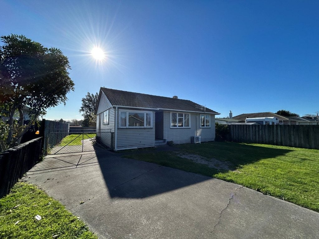 64 Lipscombe Crescent, Havelock North, Hastings, Hawke's Bay - Carousel 13