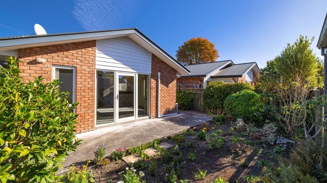 6/26 Meadow Street, Papanui, Christchurch - Carousel 1