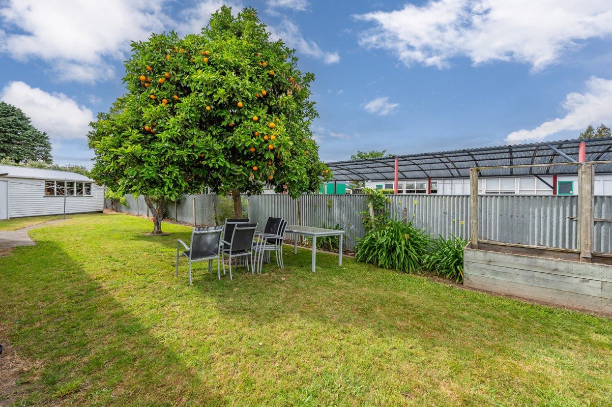 8 Hulme Place, Greenmeadows, Napier, Hawke's Bay - Carousel 2