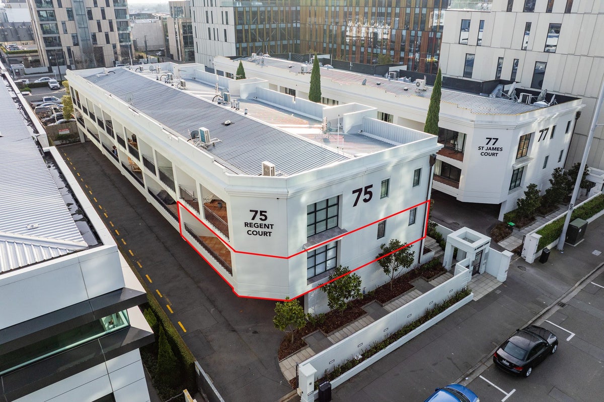 2/75 Gloucester Street, City Centre, Christchurch City, Canterbury - Carousel 2
