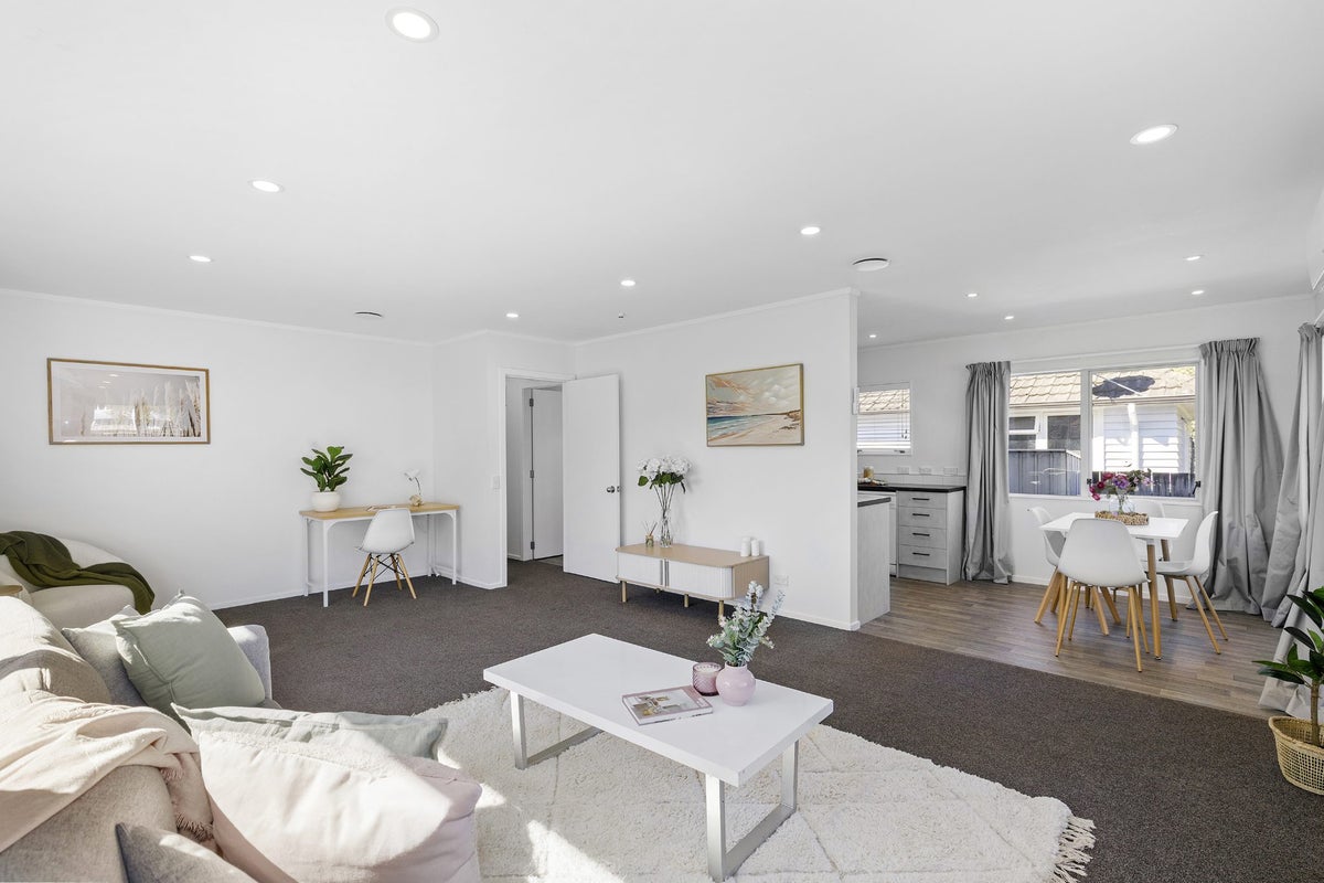 26 Harrison Crescent, Avalon, Lower Hutt - Carousel 2