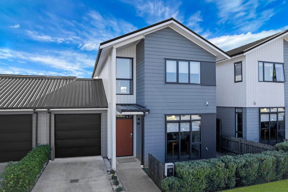 12 Hoiho Road, Pukekohe, Pukekohe - Carousel 1