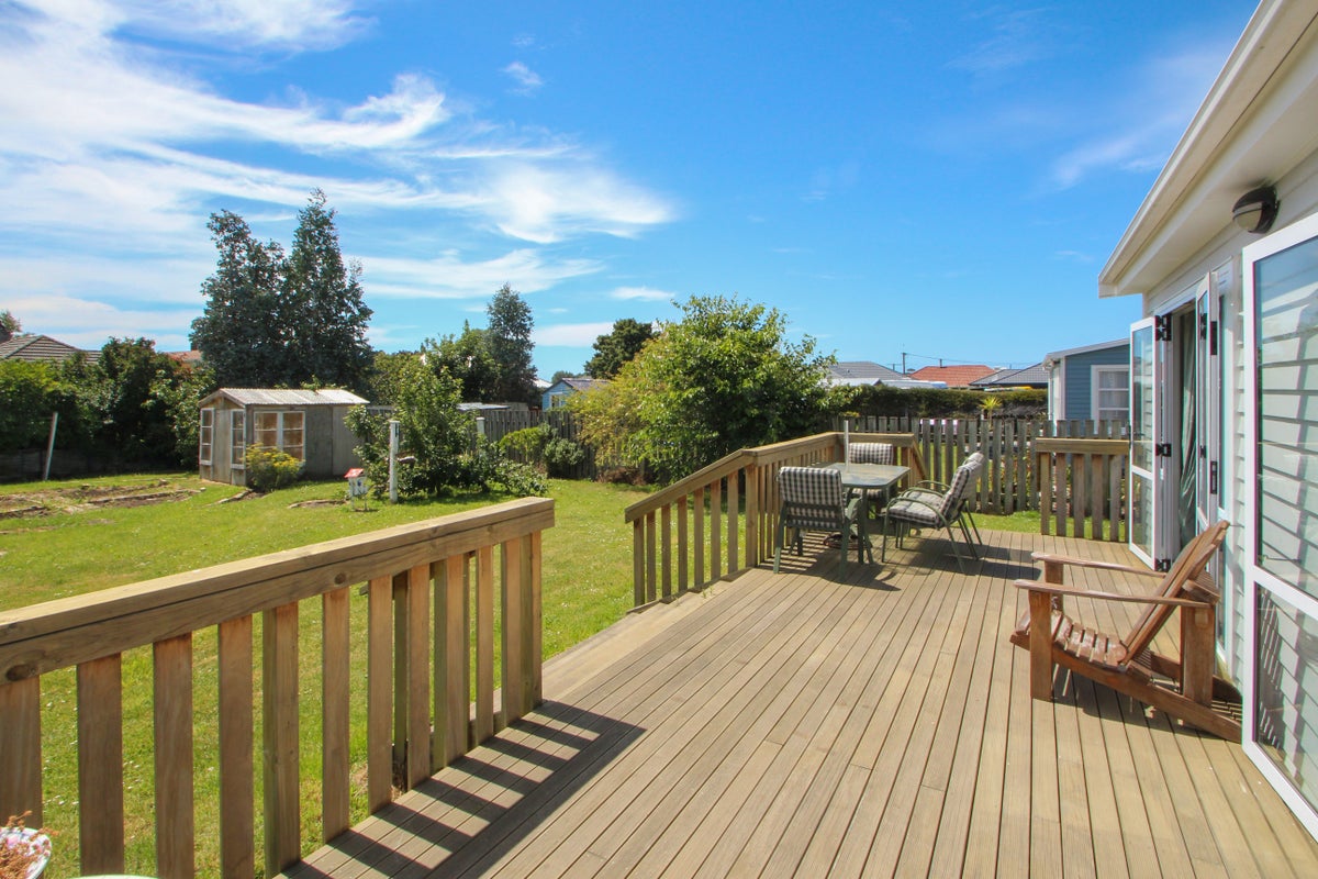 20 Arundel Street, Oamaru North, Oamaru - Carousel 1