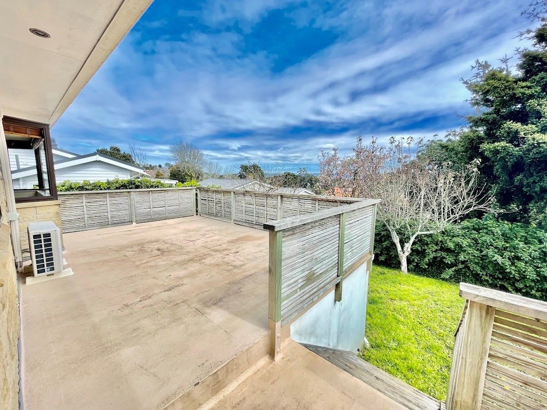 35 Morvern Road, Epsom, Auckland - Carousel 2