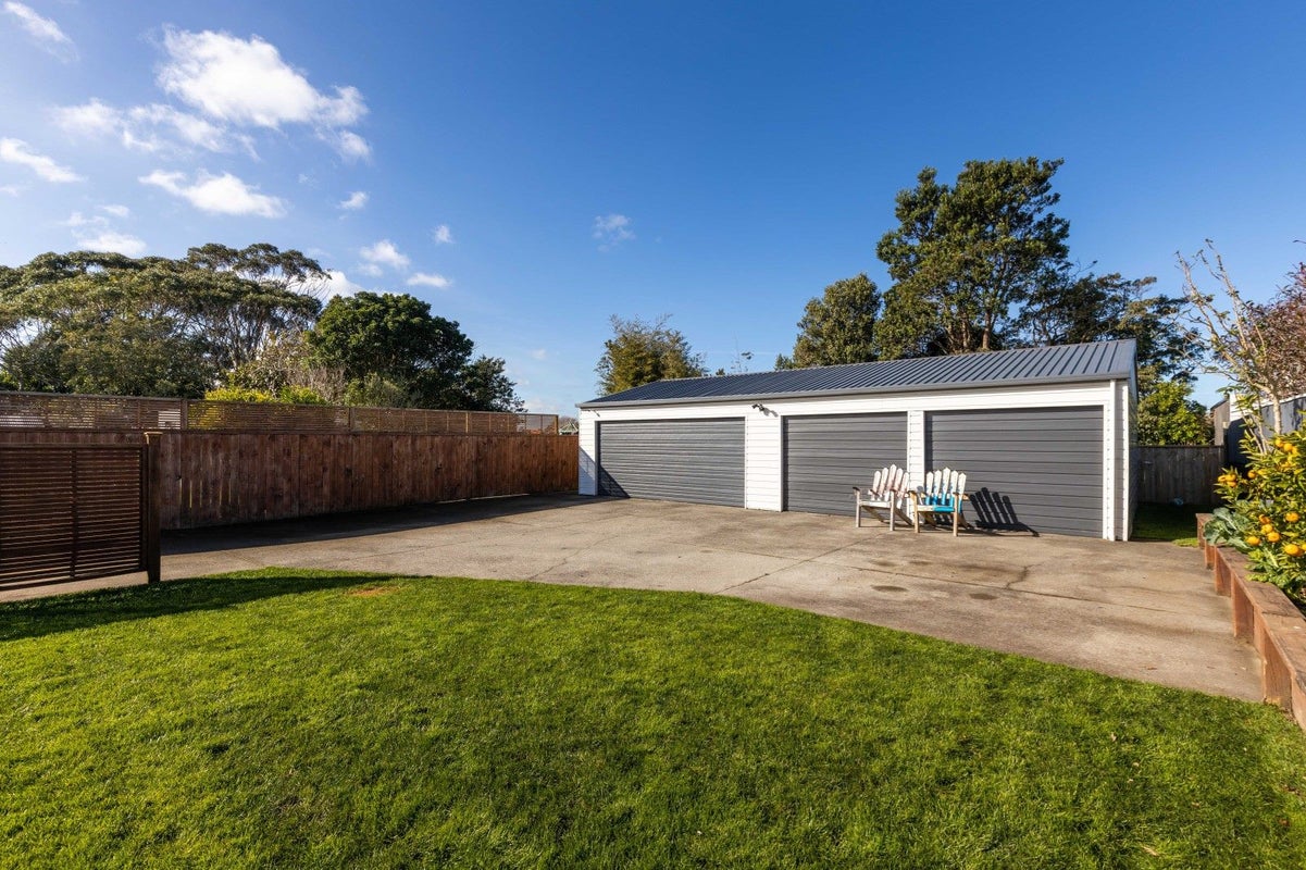 209 Frankley Road, Frankleigh Park, New Plymouth - Carousel 2