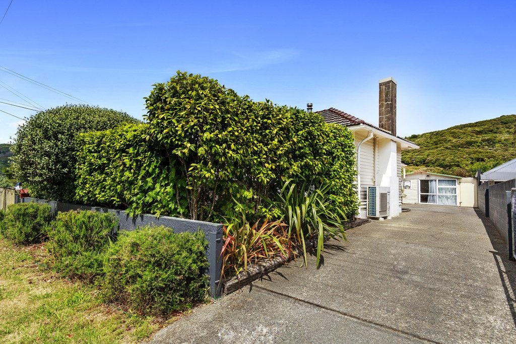 37 Lees Grove, Wainuiomata, Lower Hutt - Carousel 23