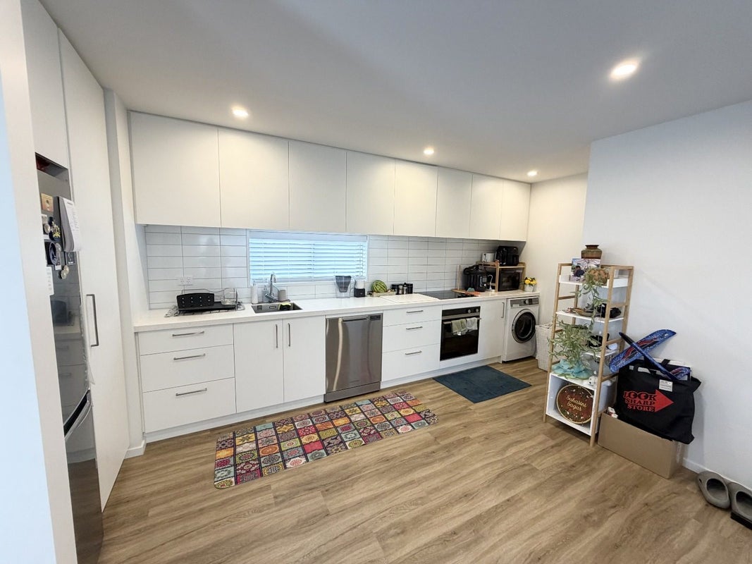 1/80 Harman Street, Addington, Christchurch - Carousel 2