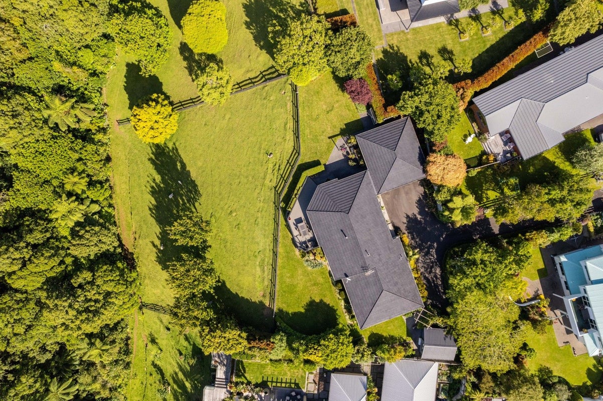 97 Branch Road, Highlands Park, New Plymouth - Carousel 2