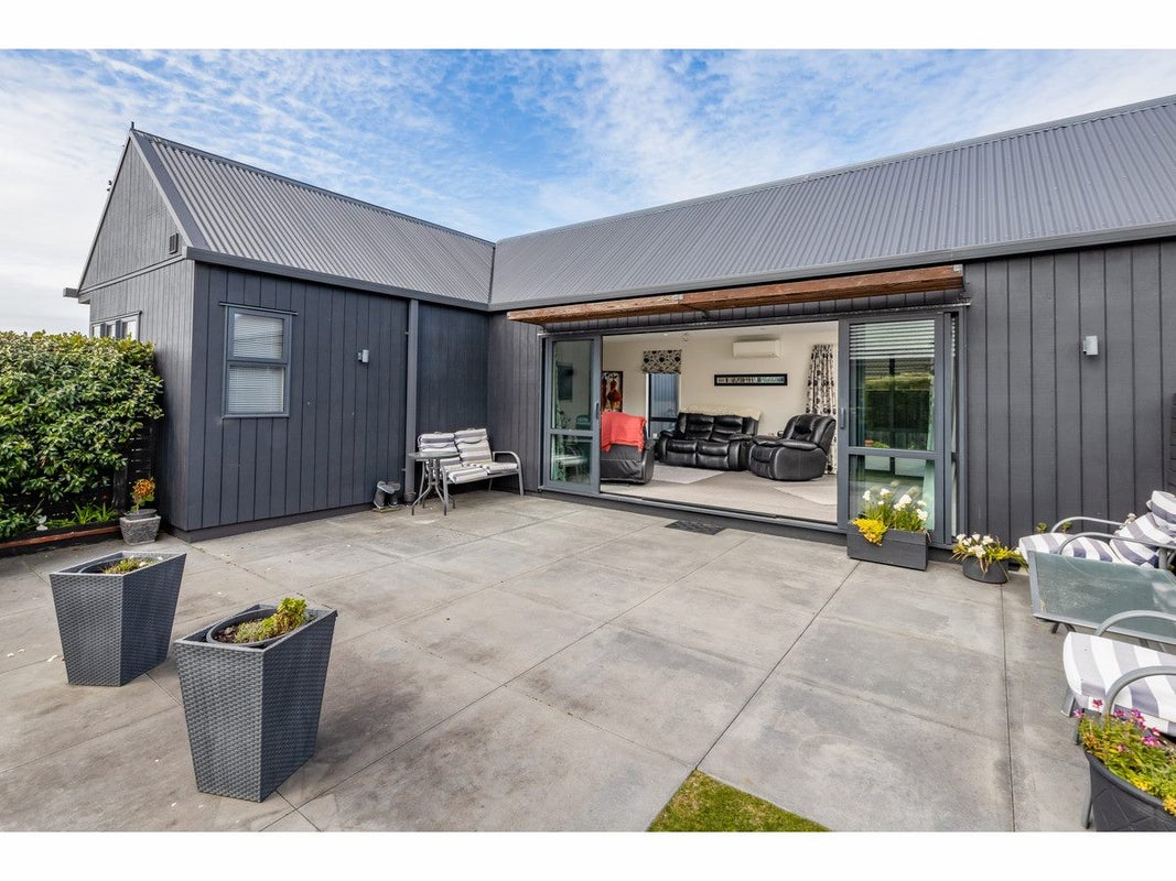 15 Murfitt Street, Pegasus, Pegasus - Carousel 2