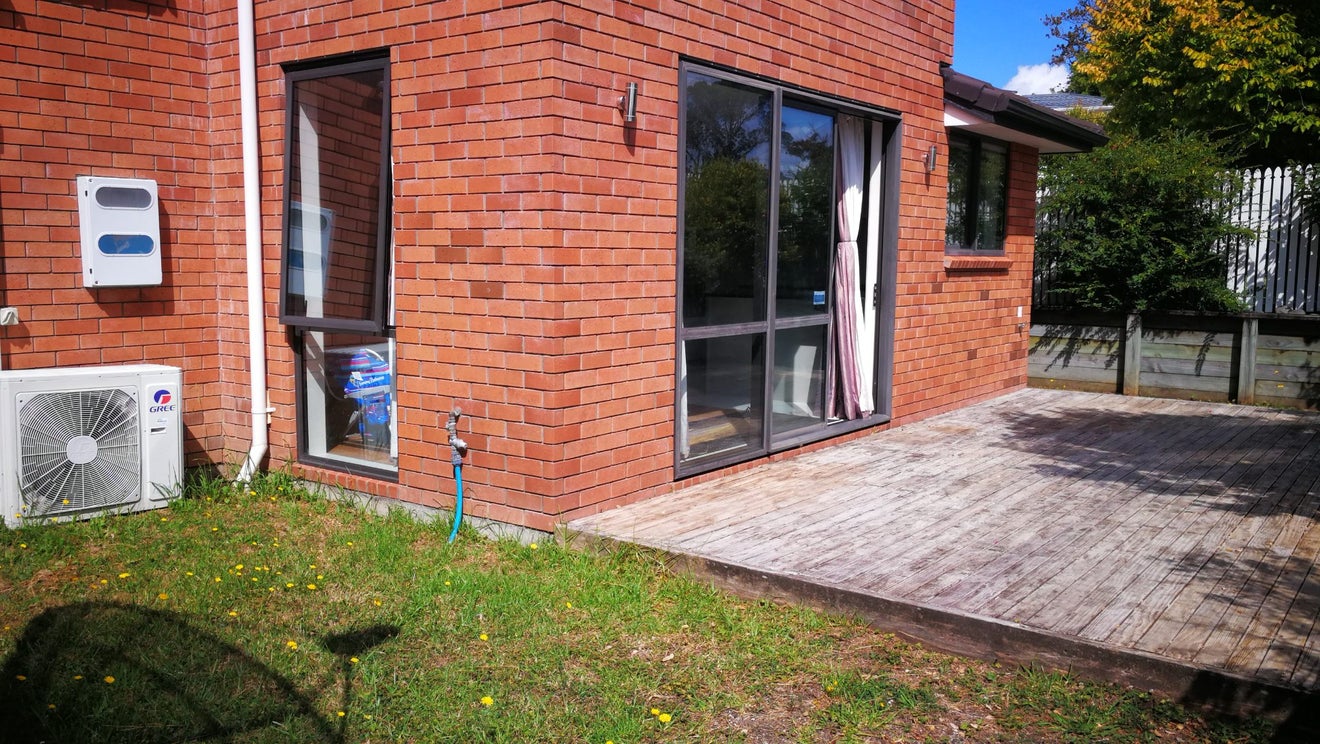 26A Raleigh Road, Northcote, Auckland - Carousel 25