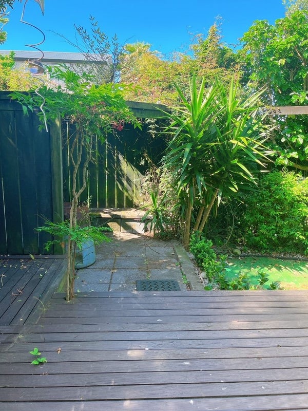 2/881 East Coast Road, Northcross, Auckland - Carousel 15
