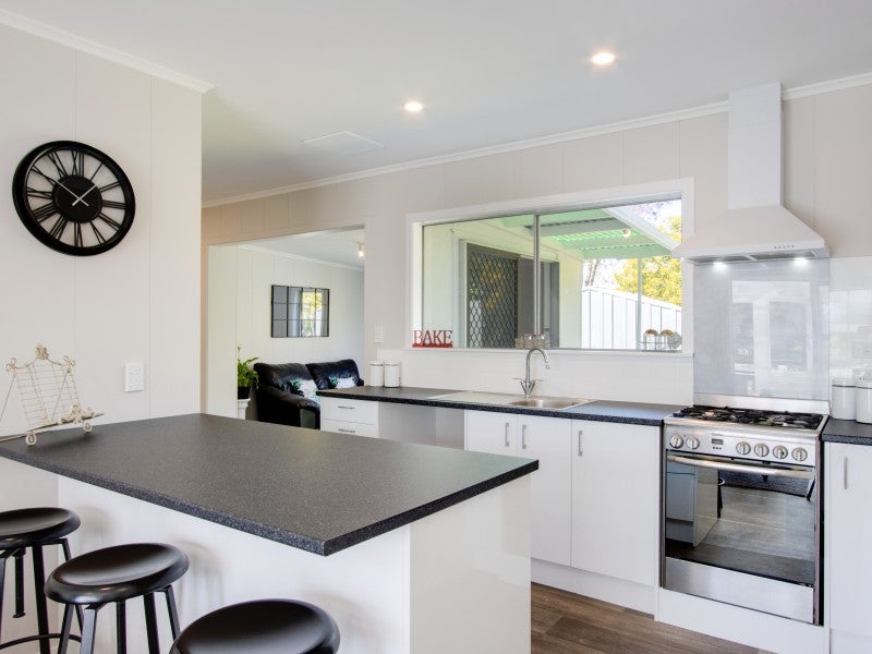 1/1 Hitchings Avenue, ONEKAWA, NAPIER - Carousel 1