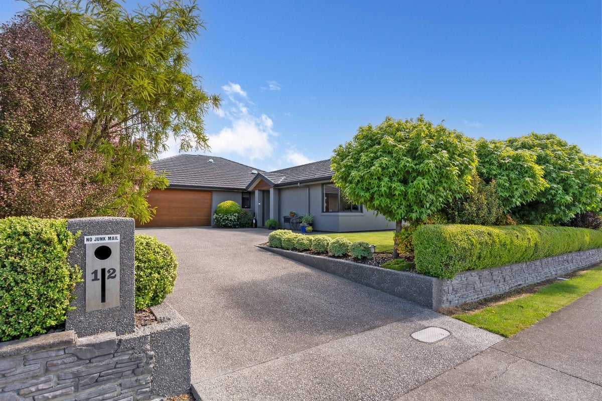 12 Tankersley Street, Lansdowne, Masterton - Carousel 1