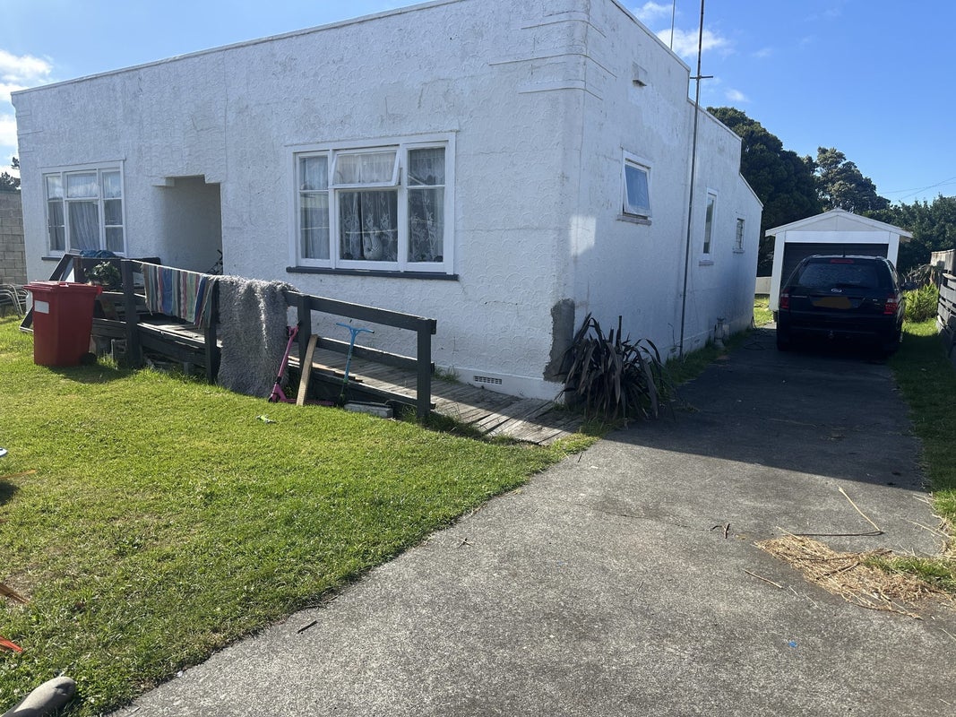62A Mosston Road, Castlecliff, Whanganui - Carousel 1