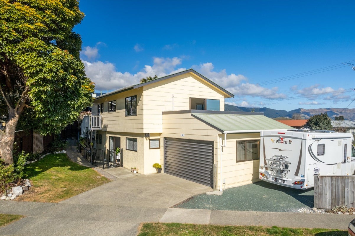 91 Golf Road, Tahunanui, Nelson - Carousel 1
