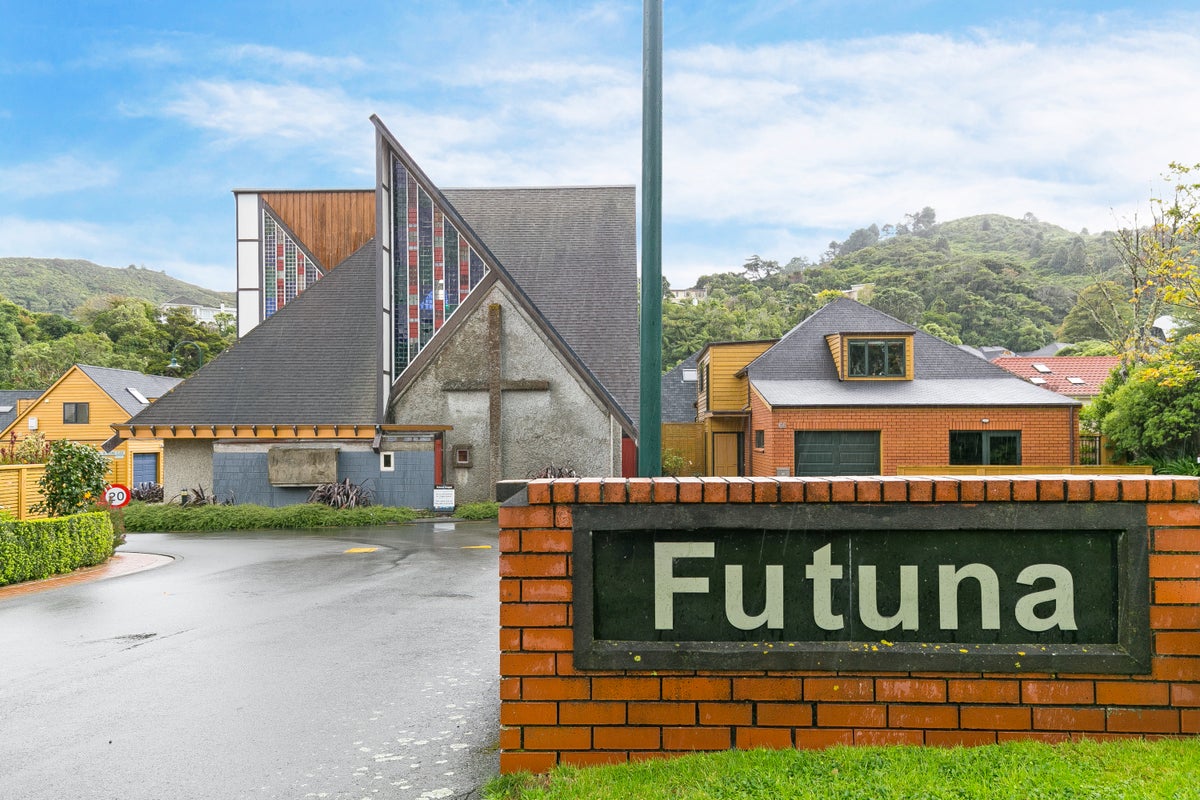 38 Futuna Close, Karori, Wellington - Carousel 16