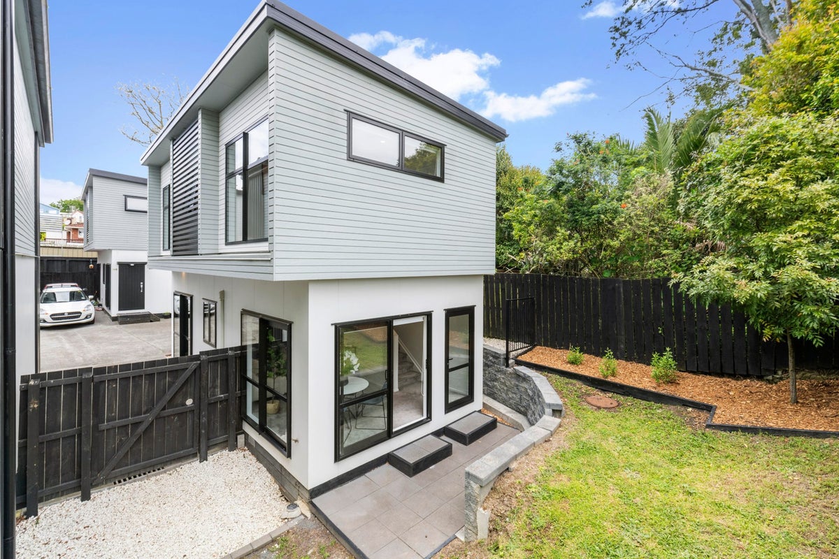 14C Cosy Place, Howick, Auckland - Carousel 2