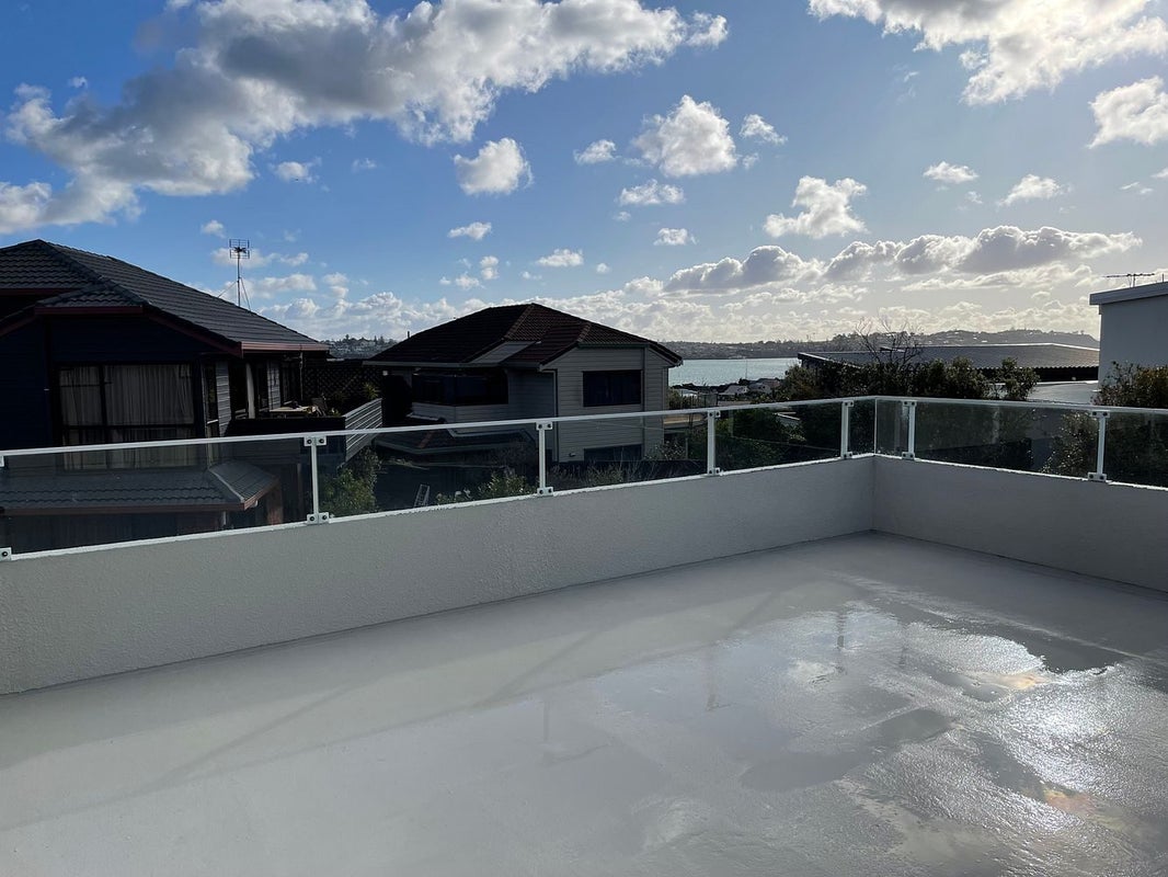 17 Waller Avenue, Bucklands Beach, Auckland - Carousel 1