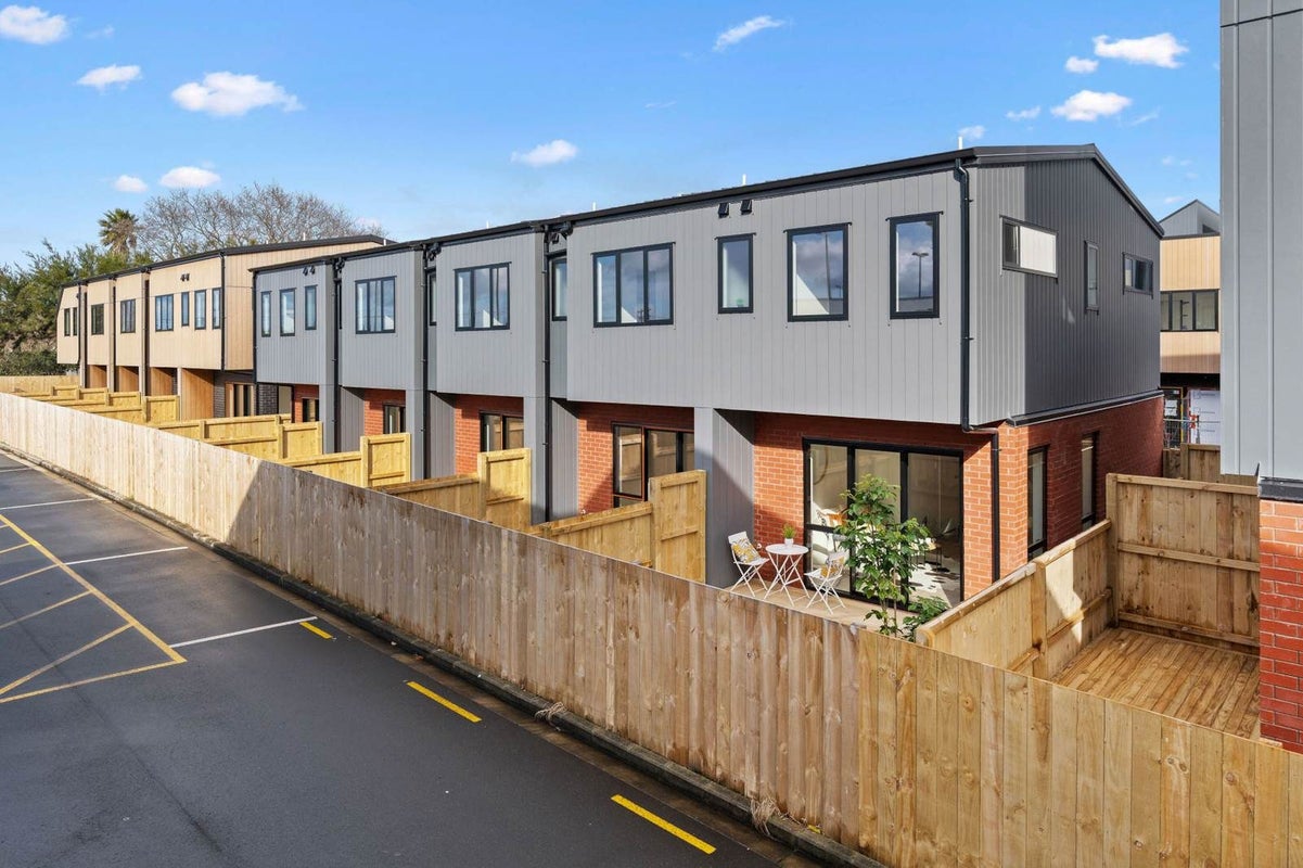 3/1E Rosyth Avenue, Bayswater, North Shore City, Auckland - Carousel 2