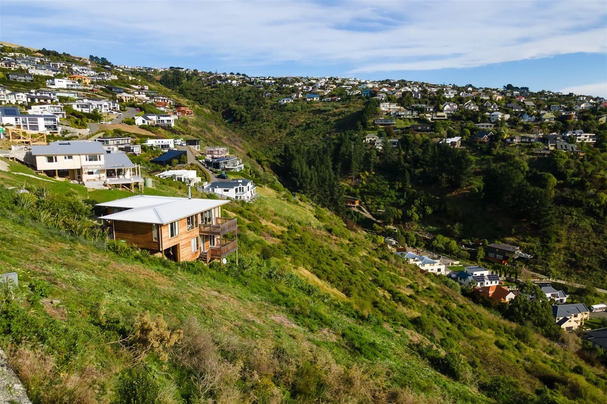 4 Rifleman Lane, Redcliffs, Christchurch - Carousel 9