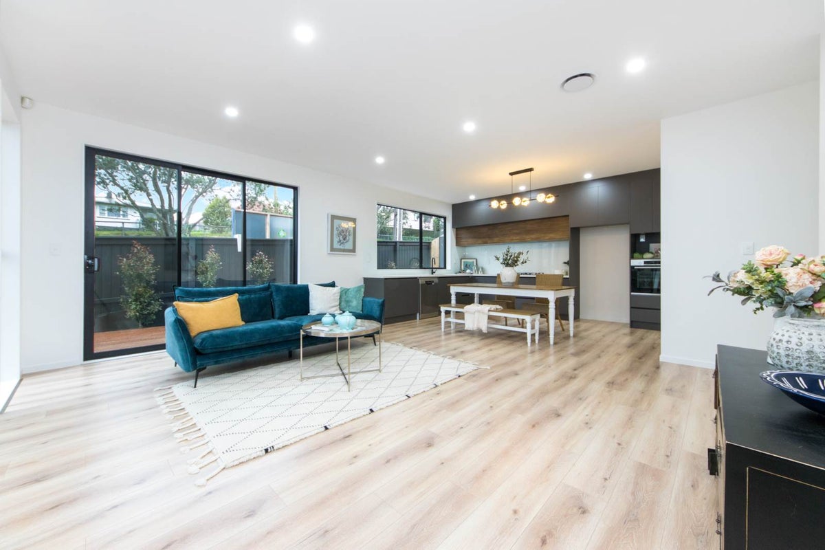 42A Kinross Street, Blockhouse Bay, Auckland - Carousel 2