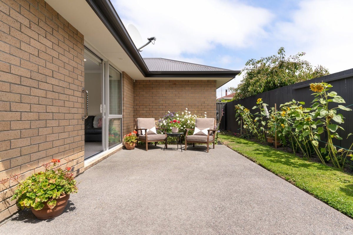 3/61 Neill Street, Hornby, Christchurch - Carousel 2