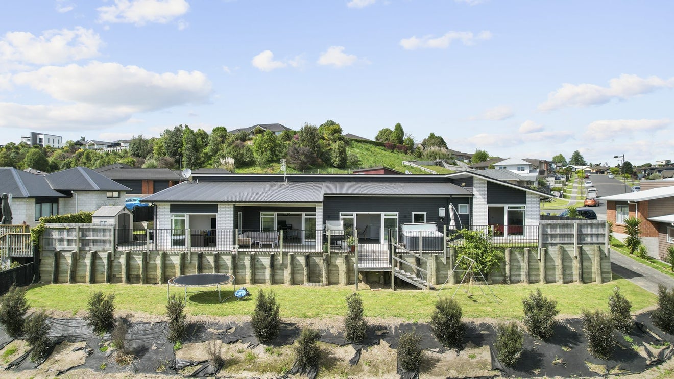 57 Alpers Ridge, Leamington, Cambridge - Carousel 1