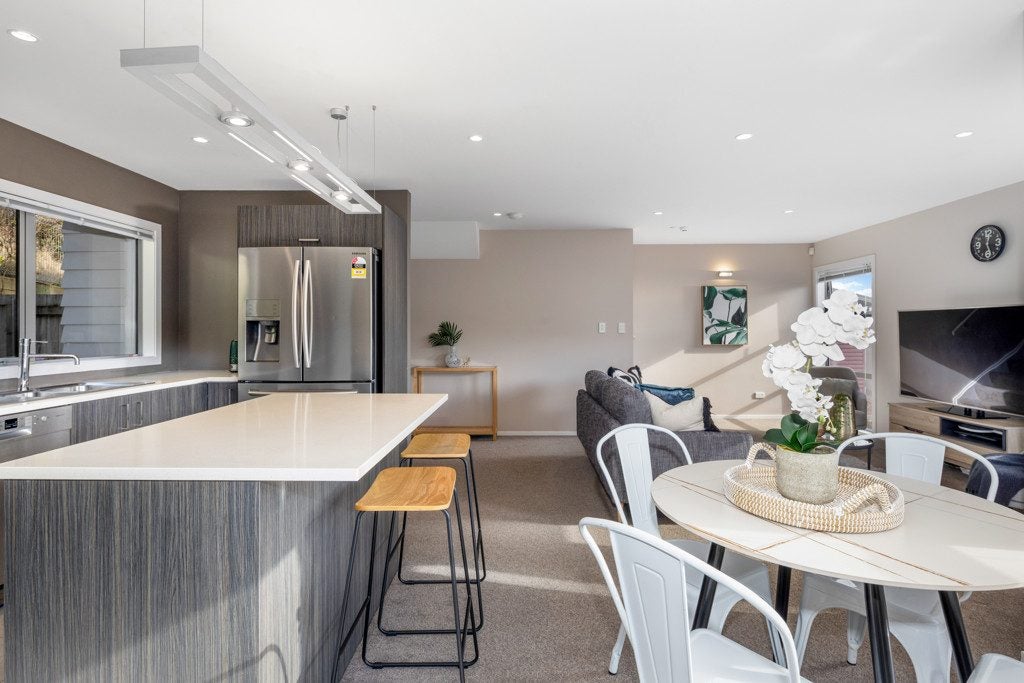 4/61 Black Rock Road, Newlands, Wellington - Carousel 1
