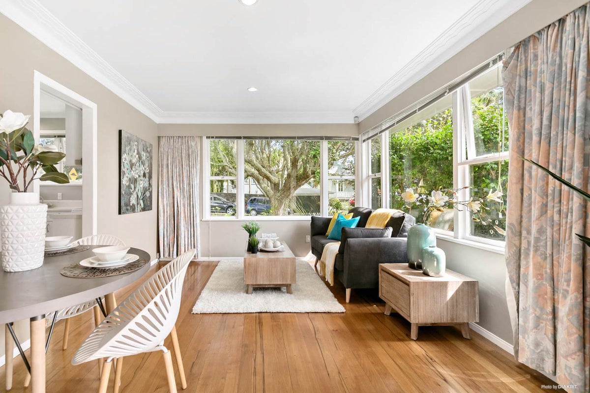 4/32 Atarangi Road, Greenlane, Auckland - Carousel 1
