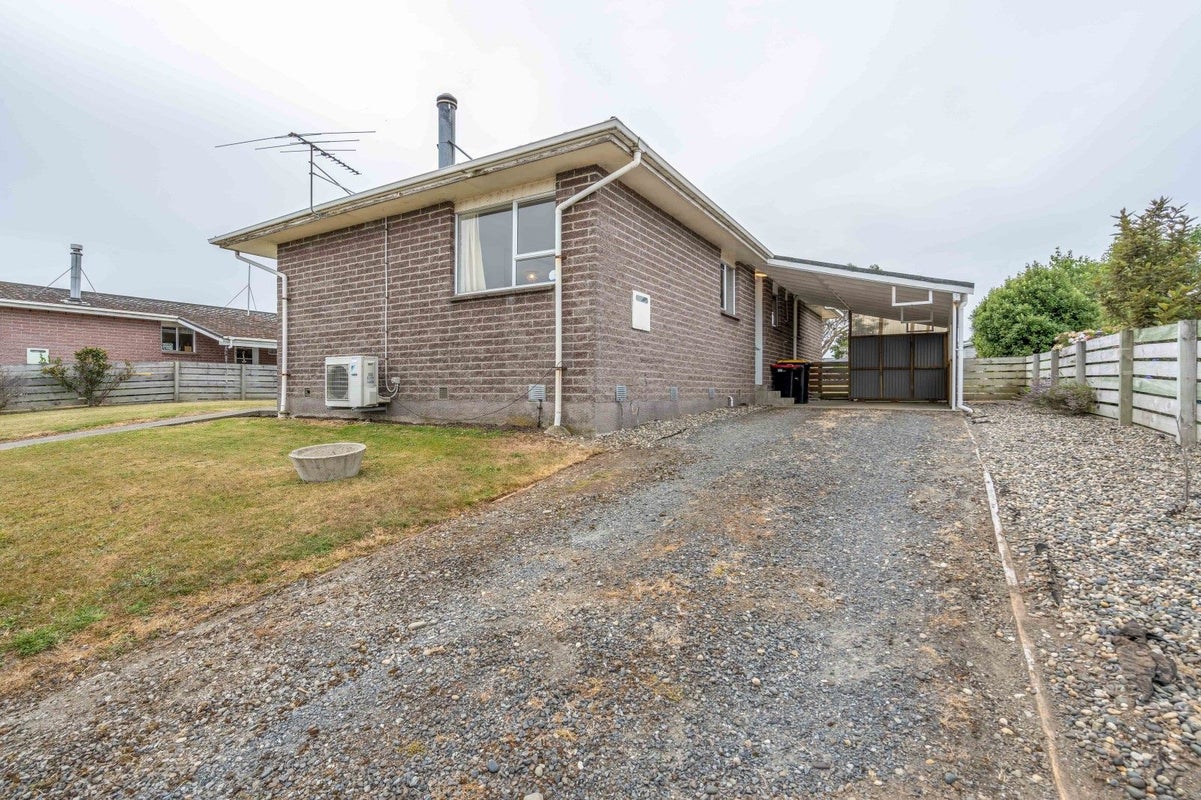 67 Dunbeath Crescent, Kew, Invercargill - Carousel 1