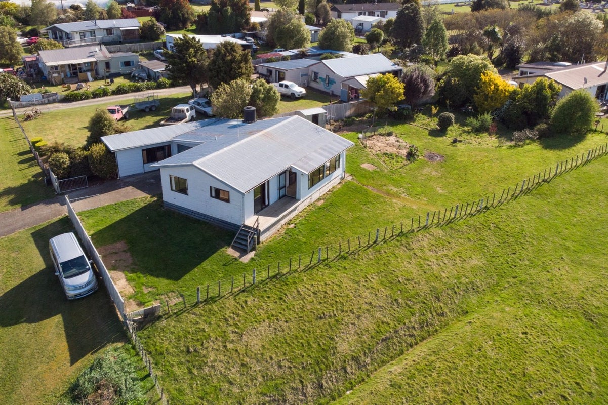 4 Viking Street, Norsewood - Carousel 1