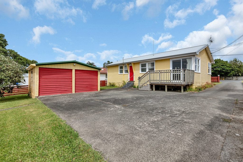 20 Alamein Avenue, Onerahi, Whangarei - Carousel 2