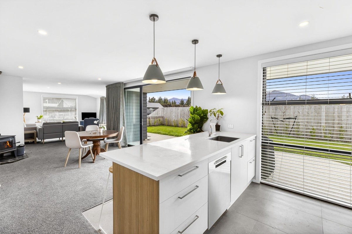 30 Rua Street, Albert Town, Wanaka - Carousel 2