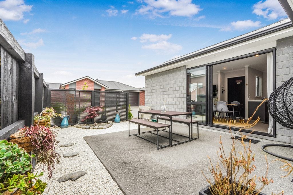 4/37 North Ridge Drive, Rototuna, Hamilton, Waikato - Carousel 1